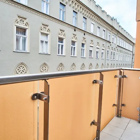 Broadway | Apartment Budapest